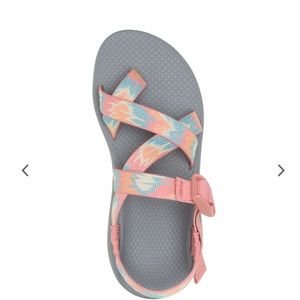 chacos pink and gray